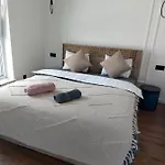 Katerina - Mona Luxury