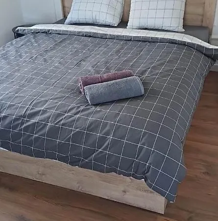 Katerina - Mona Luxury *